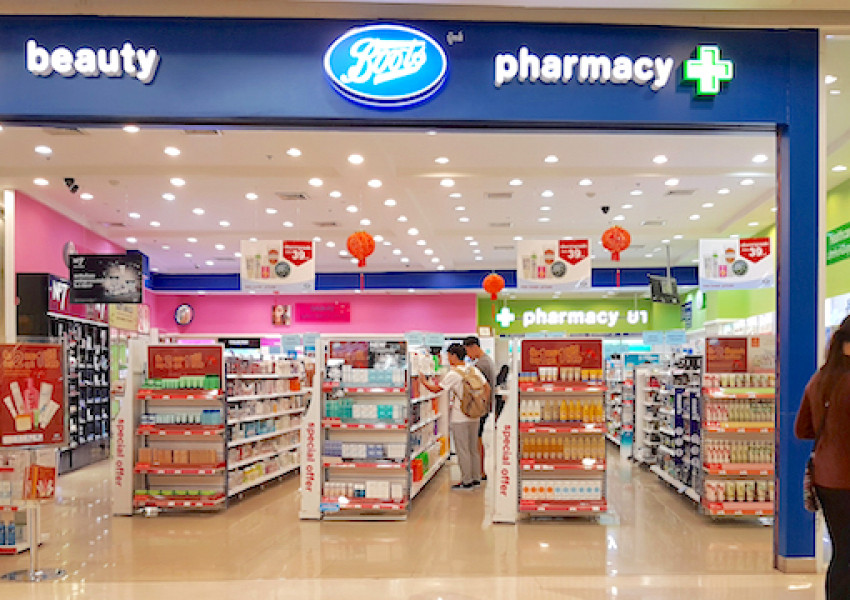 Затварят 200 британски магазина на веригата Boots 