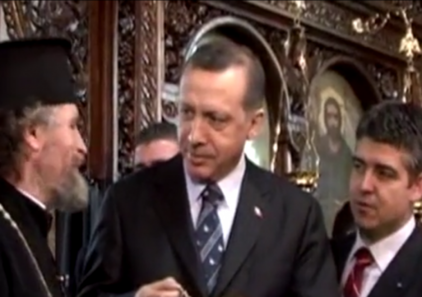 Българският свещеник, който нахока Ердоган