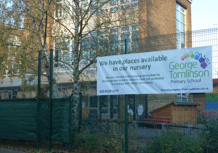Основно училище в Лейтънстоун, Източен Лондон затвори врати