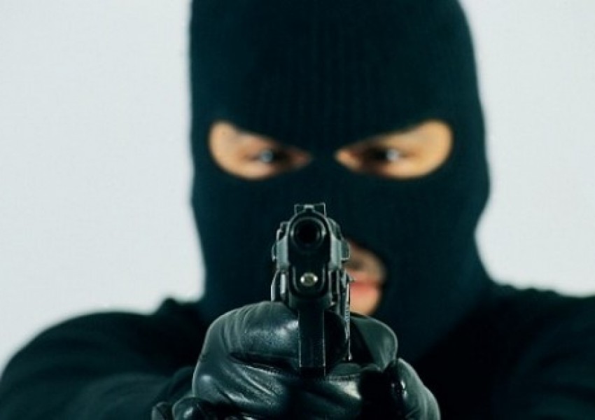Въоръжени мъже опитаха да откраднат пенсиите от пощенски клон в село Анево