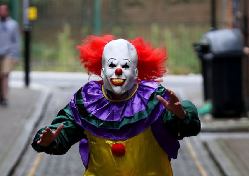 Отмениха празник в детска болница заради клоуните-убийци