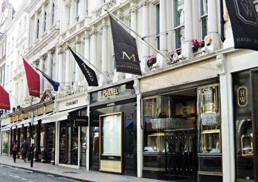 Най-скъпата търговска улица в Европа е в Лондон (СНИМКИ)