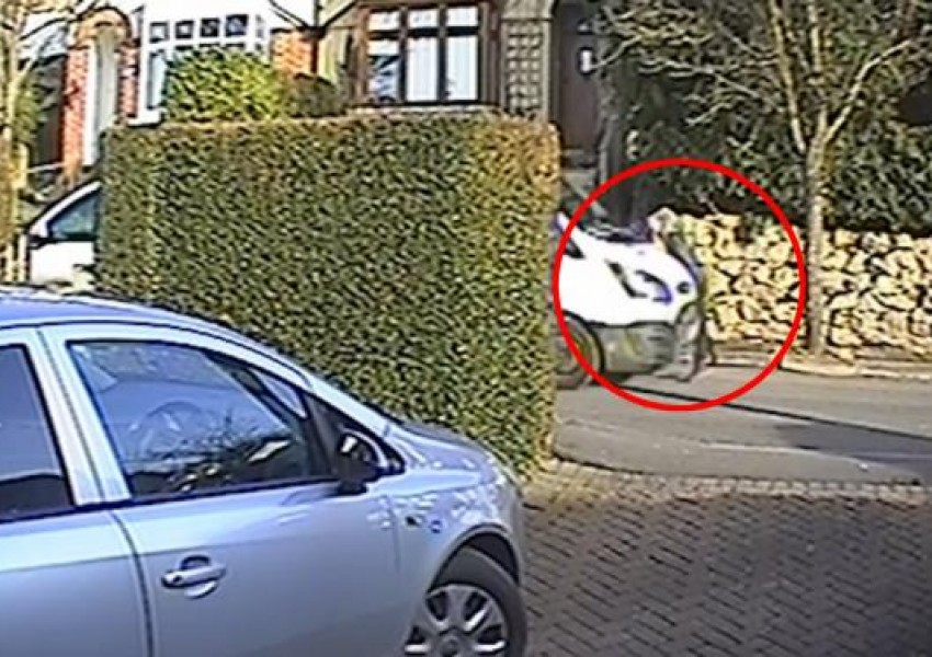 Крадец прегази куриер със собствения й ван в Лондон