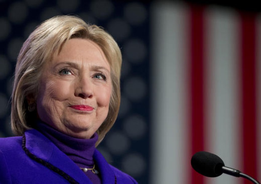 Хилари Клинтън няма да бъде съдена за скандала с имейлите