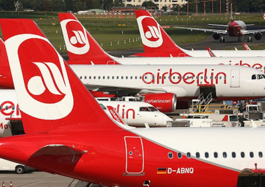 Десетки полети на Air Berlin са отменени 