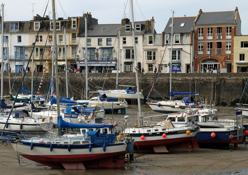 Скандал с 40 български гурбетчии в английския Девън