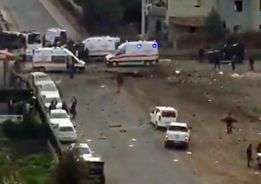 Най-малко 7 загинали и десетки ранени при взрива в Турция