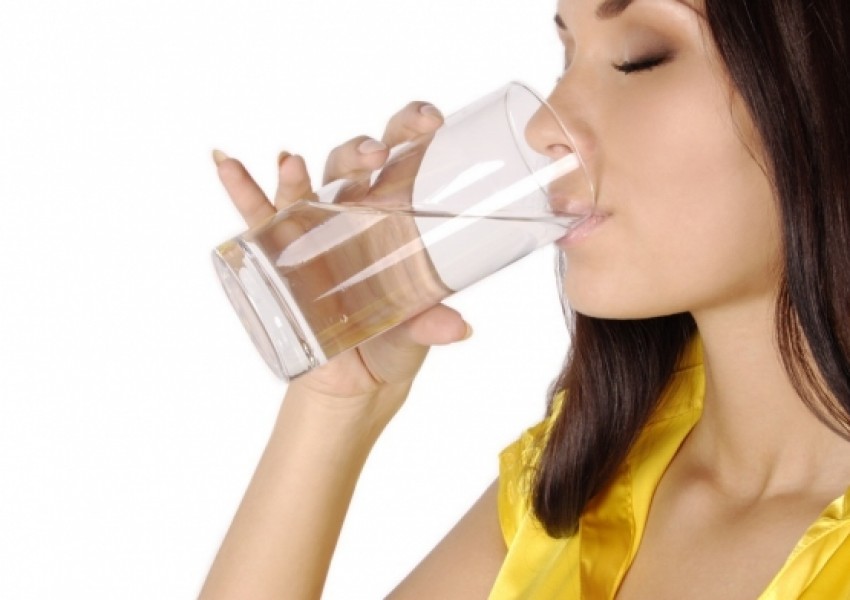 Пиете ли достатъчно вода? 6 симптопа на дехидратацията, чрез които ще разберете