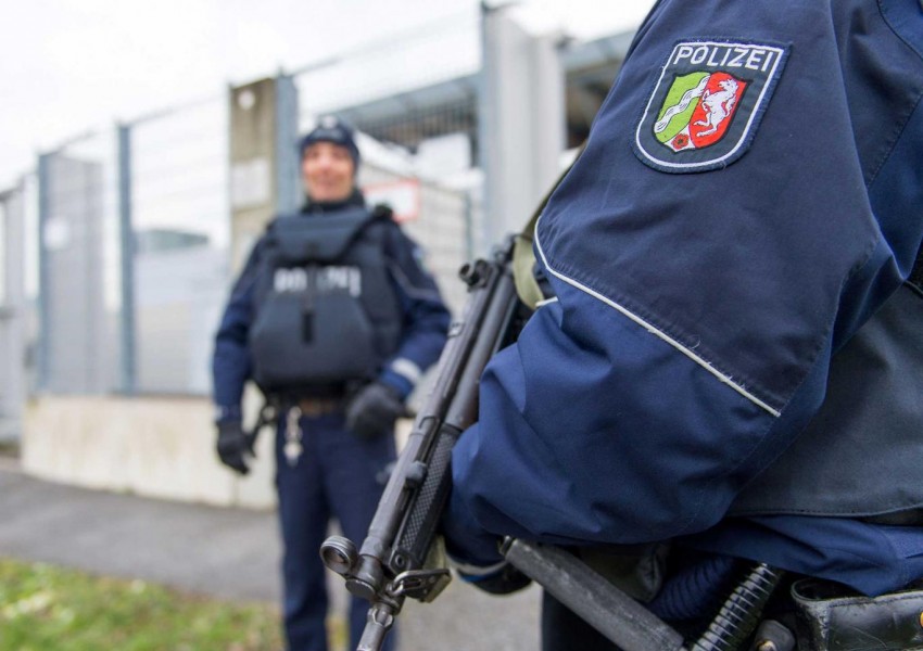 В Германия заловиха трима сирийци, изпратени от ИДИЛ за нов атентат