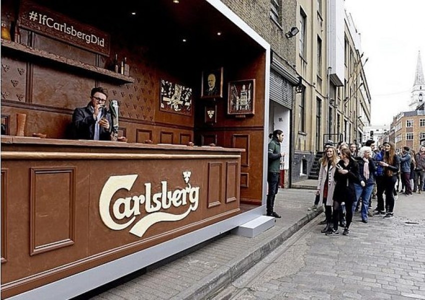 Carlsberg с уникален бар в Лондон