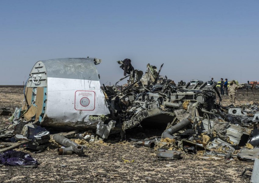 Официално: Руският самолет е свален с бомба