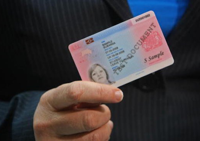 Пръстовите отпечатъци стават задължителни за личните карти?