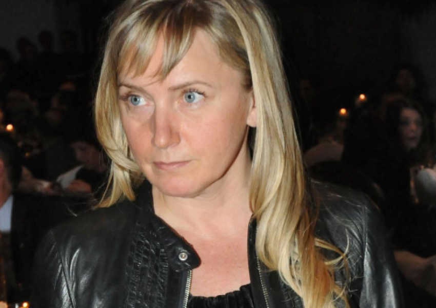 Елена Йончева влиза в политиката