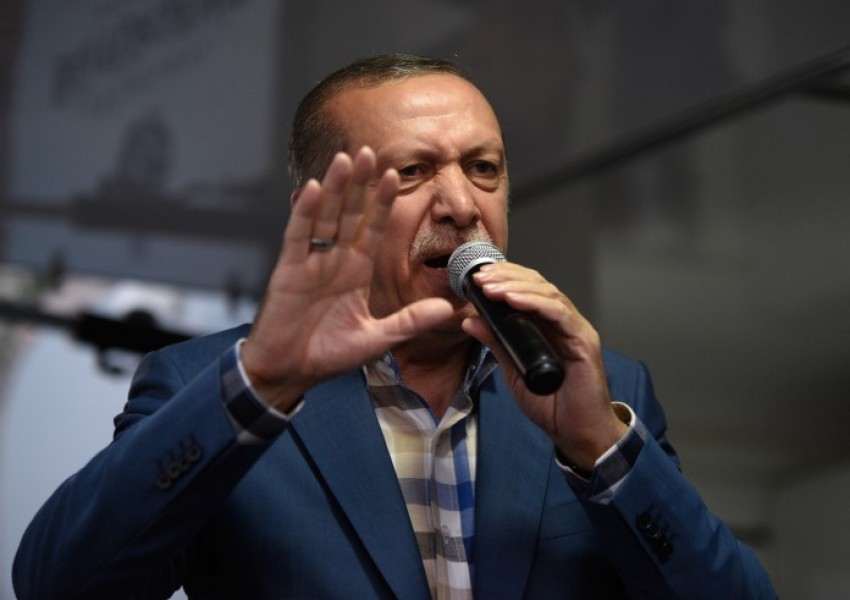 Ердоган не изключи смъртно наказание за превратаджиите