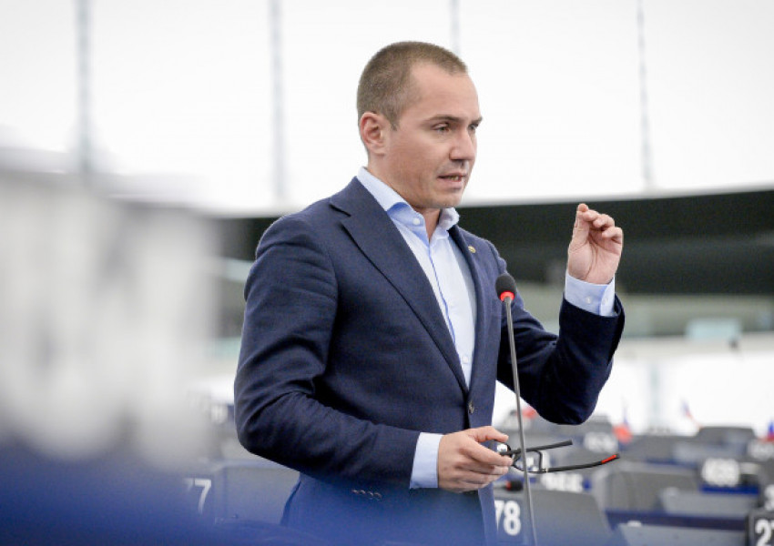 Каква е заплатата на един евродепутат?