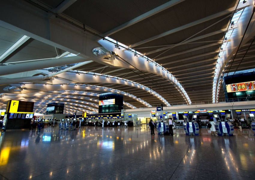 Терористични заплахи дебнат британските летища и АЕЦ