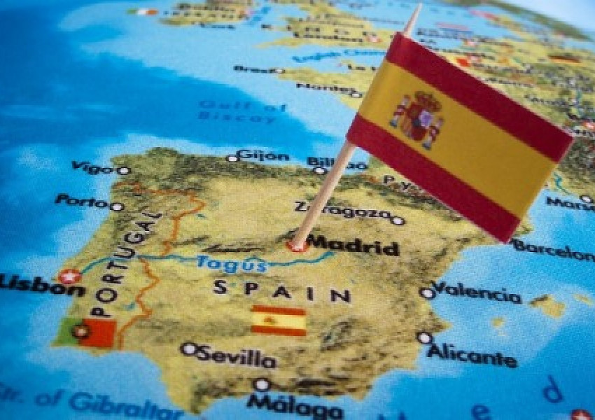 Испания: До 3000 евро глоба за българи без отрицателен PCR тест.