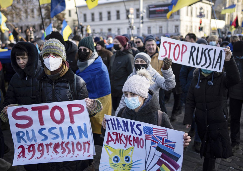 Украйна може да се откаже от стремежа си към НАТО, за да избегне война с Русия