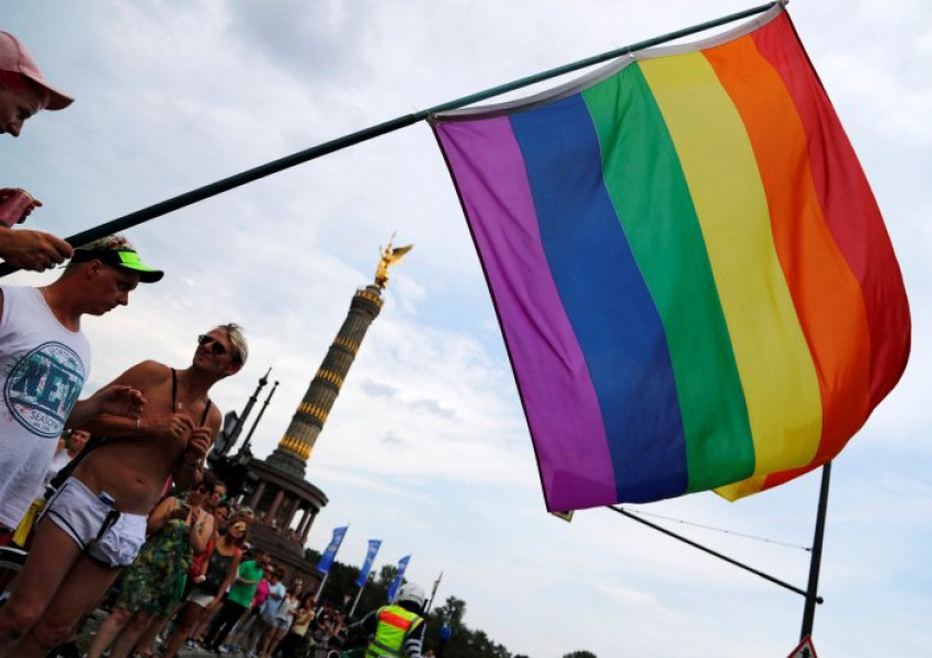 Масови арести на гейове в Азербайджан