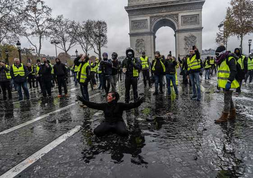 Париж в транспортна блокада, готви се за поредна събота на протести