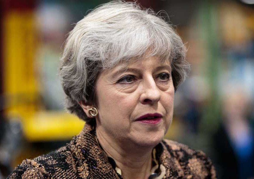 Тереза Мей  ще се опита да разсее опасенията на Япония за Брекзита