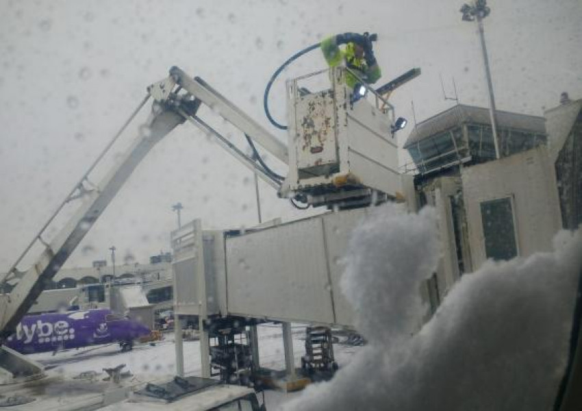 Летище "Глазгоу" отмени всички полети