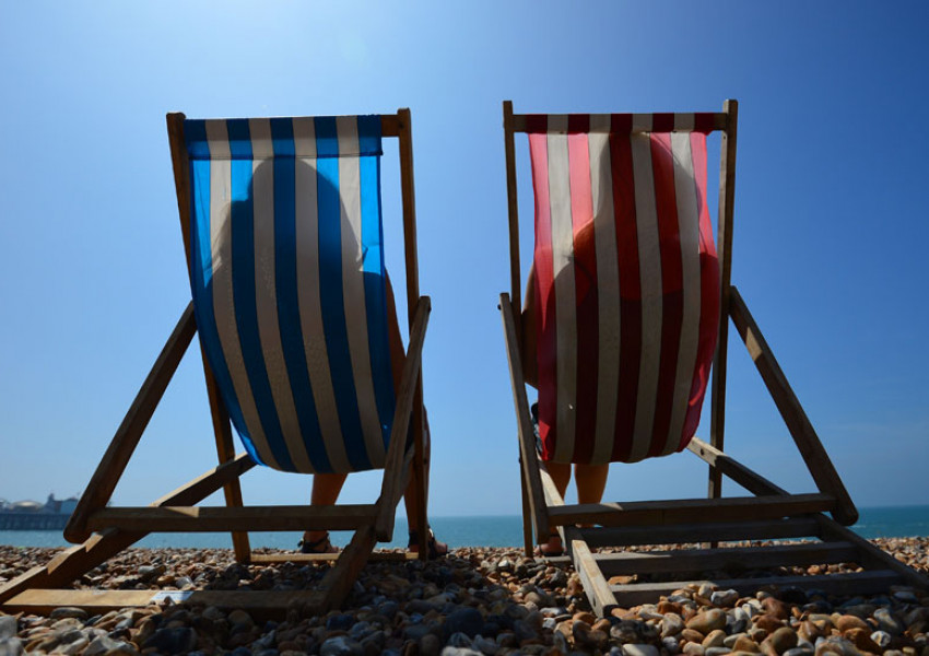 "Жълтият код" за опасно горещо време продължава