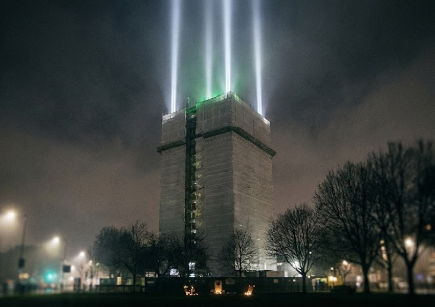 Гренфел Тауър ще бъде осветена всяка нощ по време на разрушаването ѝ като „видим спомен“ за трагедията Гренфел Тауър ще бъде осветена всяка нощ по време на разрушаването ѝ като „видим спомен“ за трагедията