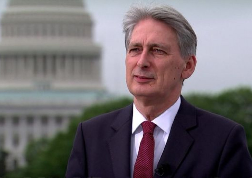 Филип Хамънд: "Евролидерите са врагове!"