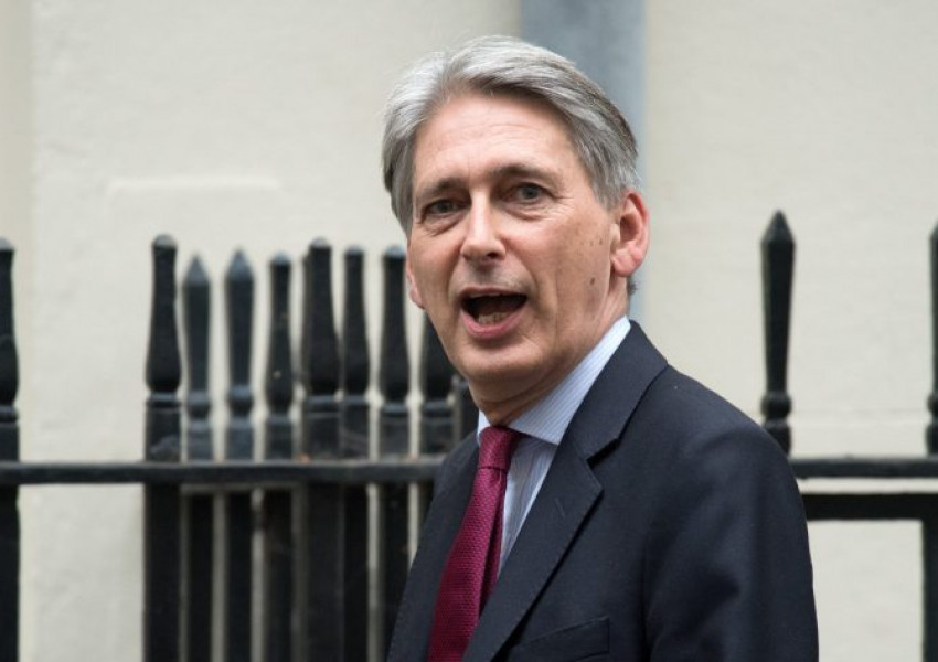 Филип Хамънд вече заделял милиардите за ЕС