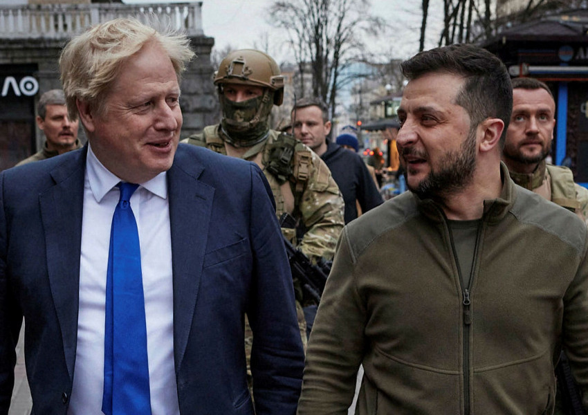 Борис Джонсън обеща още военна, икономическа и хуманитарна помощ на Украйна