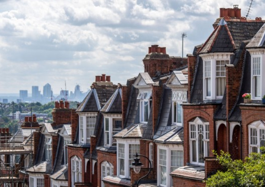 Огромен спад при събирането на наеми от квартири във Великобритания