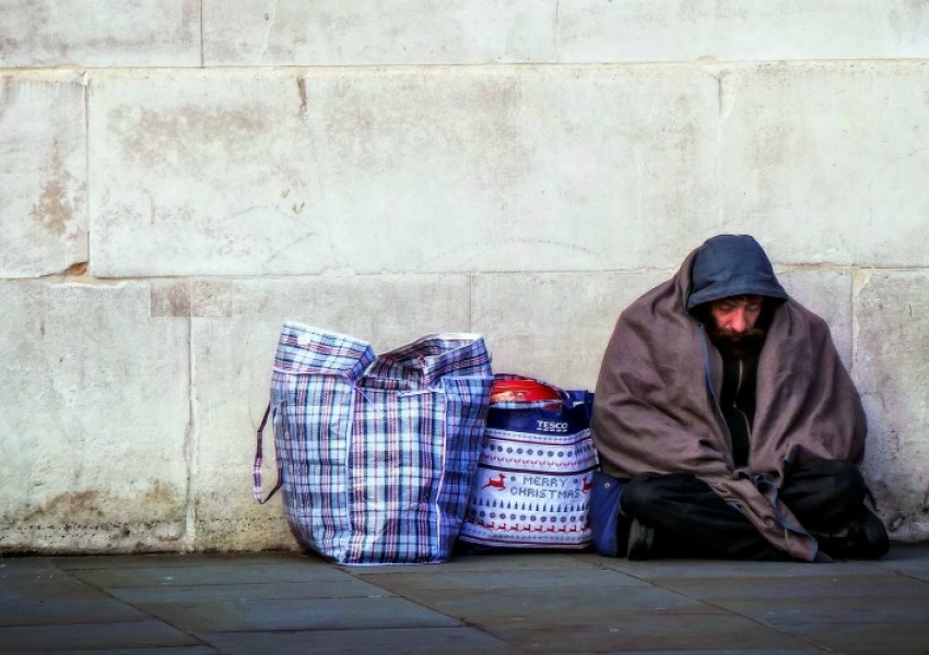 8 души притежават богатство, колкото половината свят