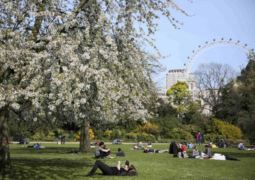 Лондон посреща най-топлия ден от началото на годината