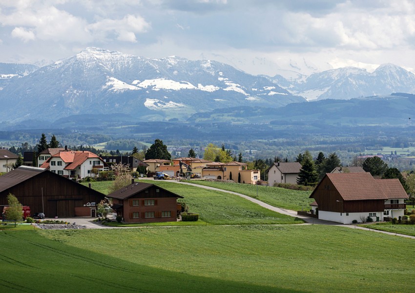 Богато селище в Швейцария предпочете глоба пред бежанци