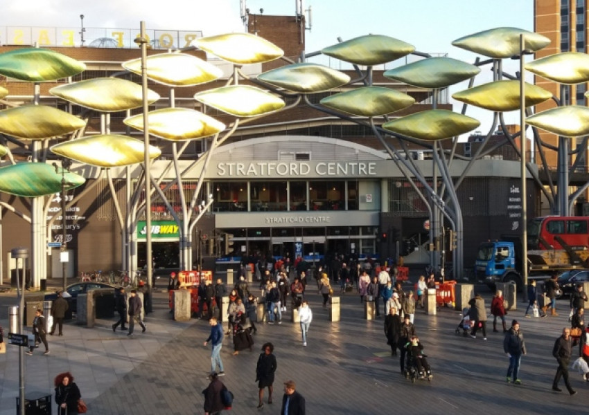 Забраняват на Iceland да продава алкохол в Stratford Centre?