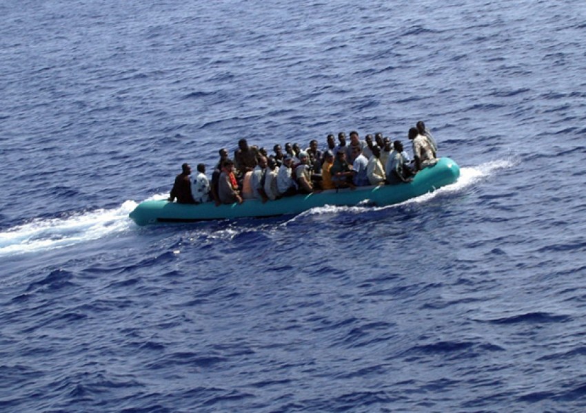 Над 750 бежанци спасени от удавяне навръх Коледа