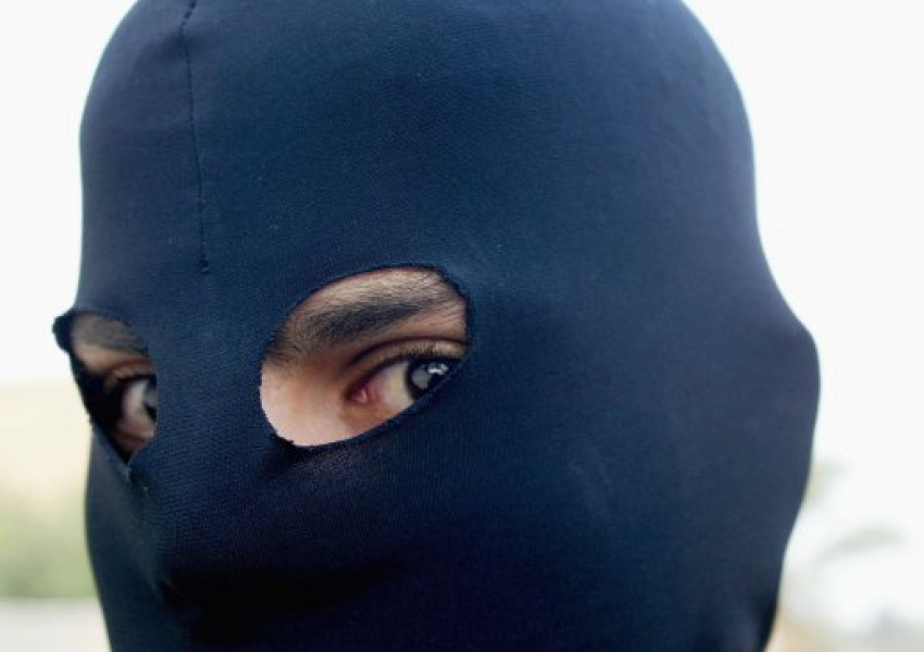 Интерпол пусна списък със 173 бойци на Ислямска държава, готови да нападнат Европа  