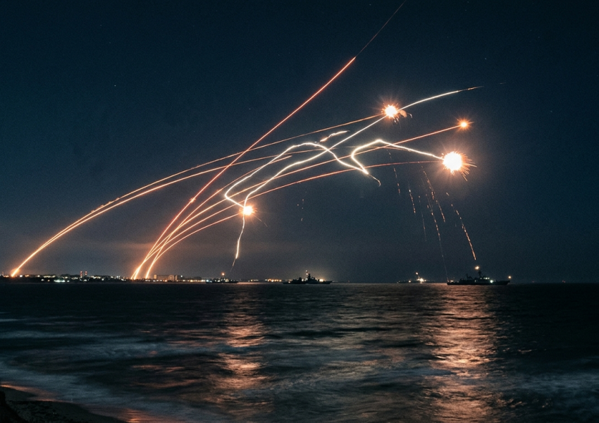 ВОЙНАТА ДЕН 38: Израел ликвидира шеф на иранското разузнаване, таен мирен план се проваля, а петролът проби $110