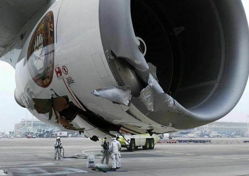 Самолетът на "Айрън Мейдън" катастрофира (СНИМКИ)