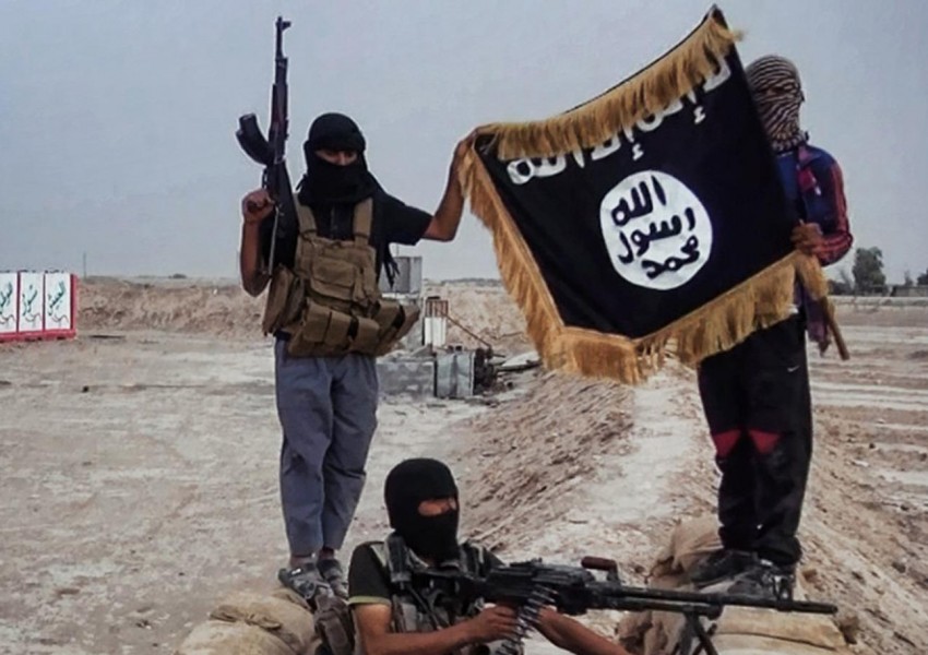 Британски министър: Има голям риск "Ислямска държава" да атакува Великобритания