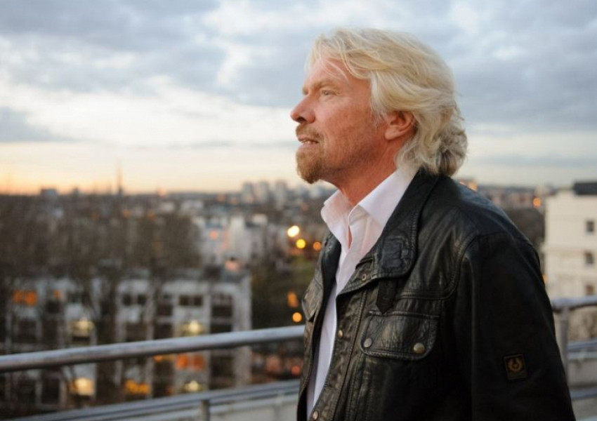 Брансън навлиза в дяловото инвестиране