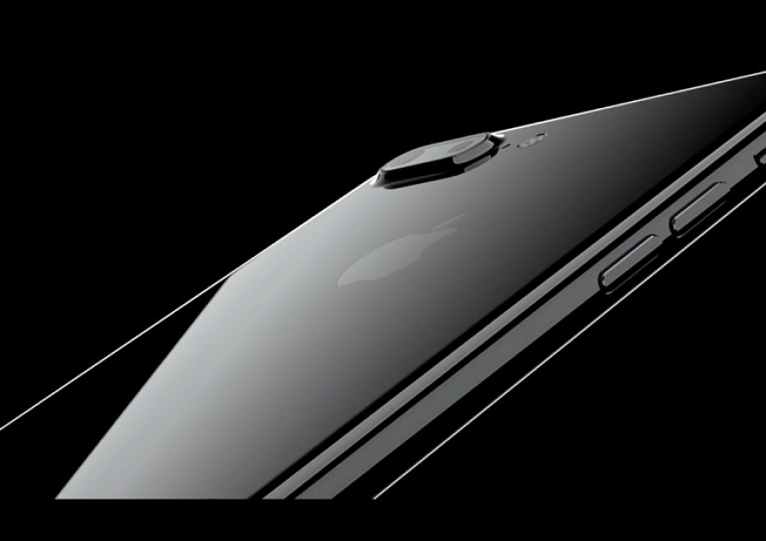 Apple започна тестовете за новия Айфон 8