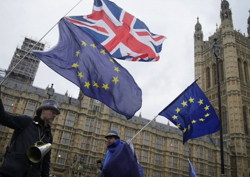 Преговорите за гражданските права след Brexit са на финалната права