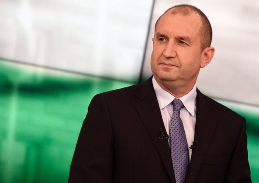 Румен Радев подкрепи ограничения за гласуването в чужбина