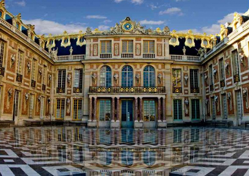 Българска фирма тъче килими за Версай