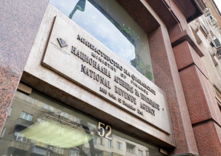 НАП ще се свърже със 189 българи, засегнати от кибератаката