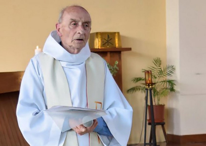 Папата: убитият френски свещеник е по пътя към светостта