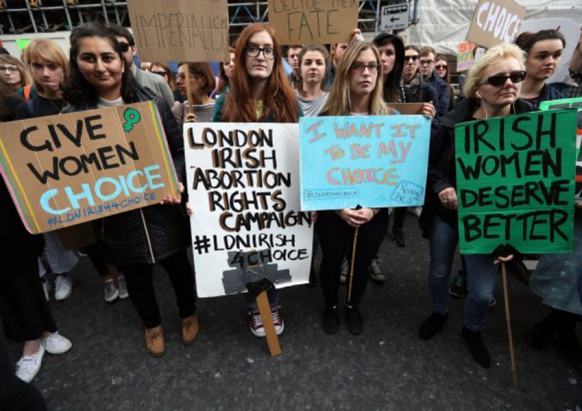 Безплатен аборт за всички жени от Северна Ирландия