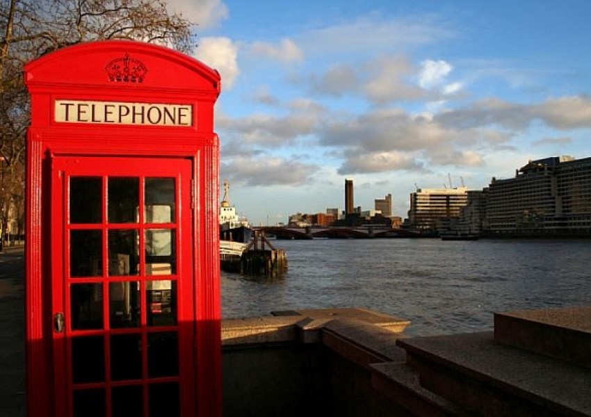 Лондонските телефонни кабинки - с нов живот!